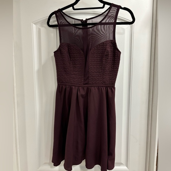 Dynamite deep burgundy purple fit and flare midi dress size XS - Picture 1 of 5